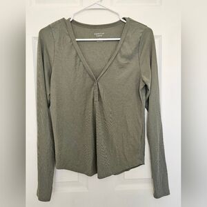 American Eagle Outfitters Sage Long Sleeve Fitted Top